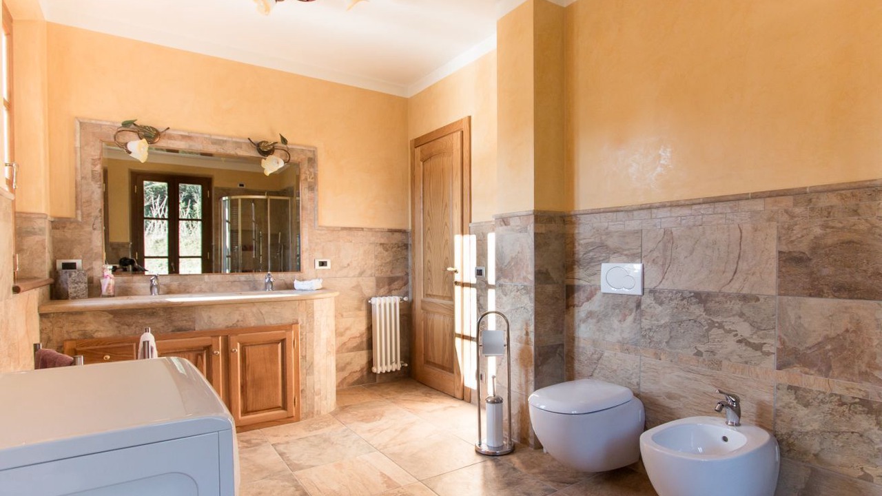 Photo of Bathroom in Camaiore