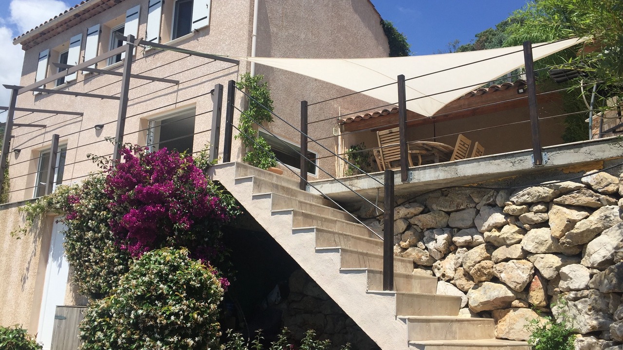 Photo of Outdoor in Gattieres
