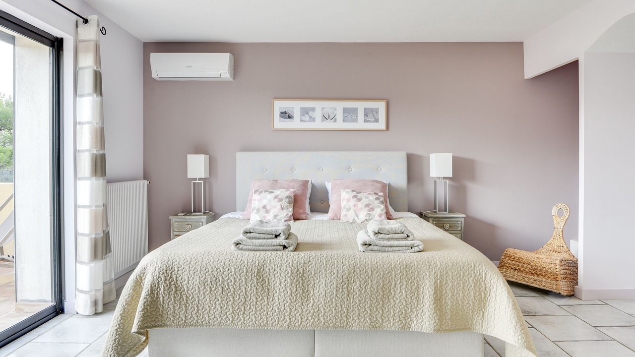 Photo of Bedroom in Mouans-Sartoux