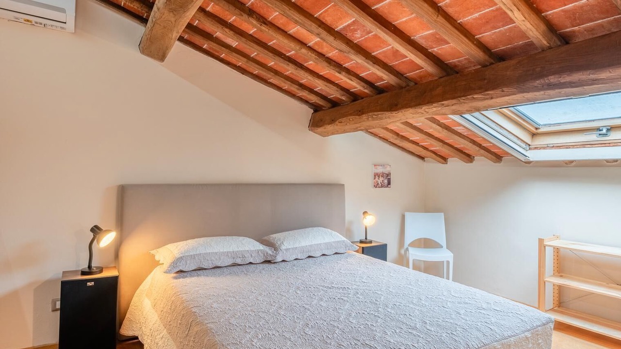 Photo of Bedroom in Lucca Historical Center