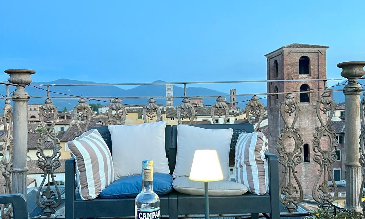 Photo of Patio Balcony in Lucca Historical Center