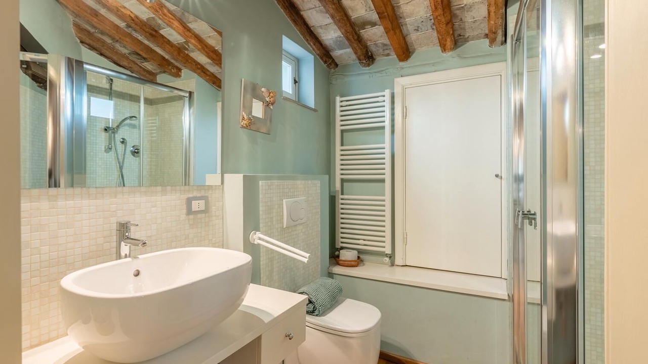 Photo of Bathroom in Lucca Historical Center