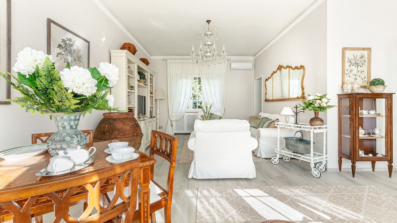 Photo of Livingroom in Lucca Historical Center