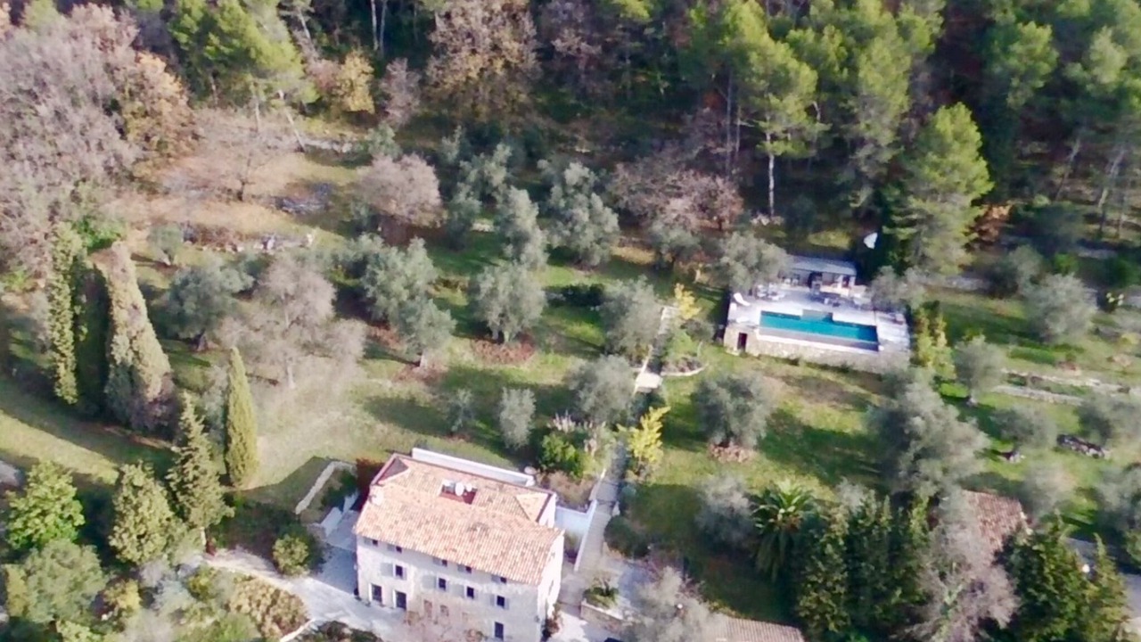 Photo of Others in Chateauneuf-Grasse
