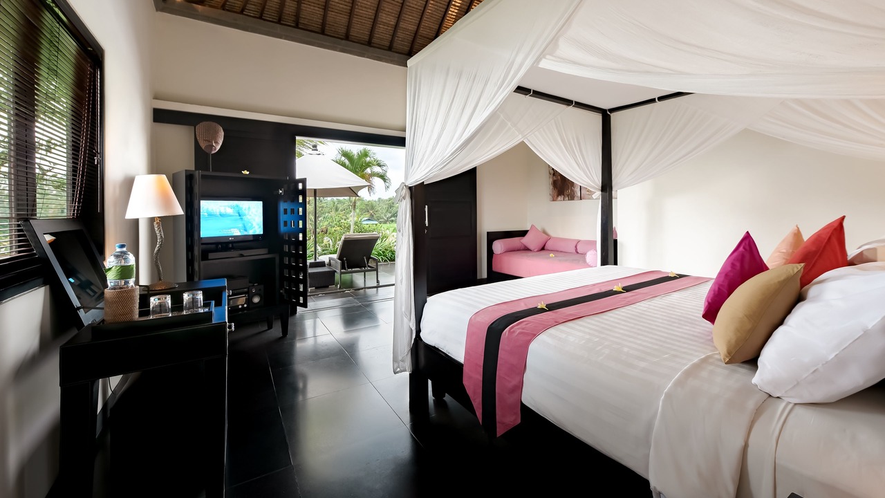 Photo of Bedroom in Keliki