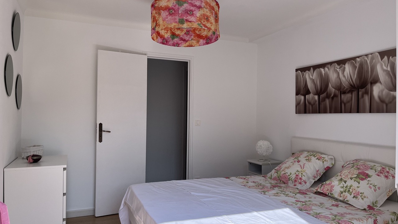 Photo of Bedroom in Falicon