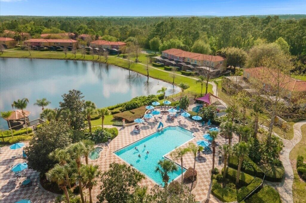 Photo of Others in Bay Lake