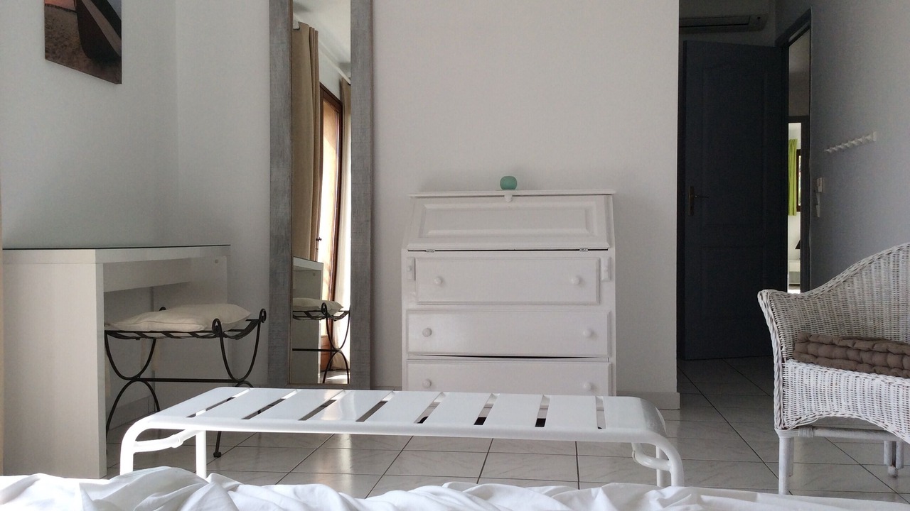 Photo of Bedroom in Mandelieu-La-Napoule