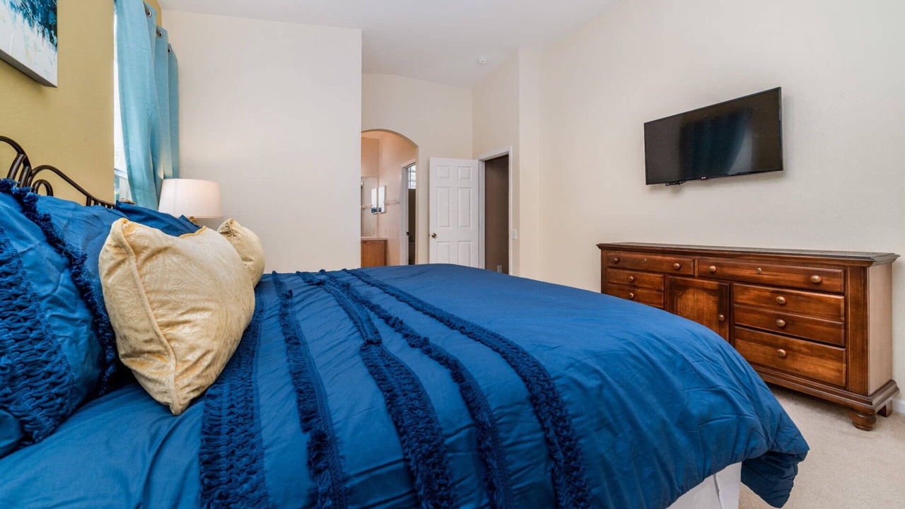 Photo of Bedroom in Windsor Palms