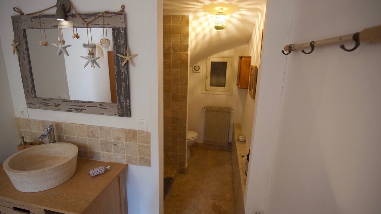 Photo of Bathroom in Saint-Raphael