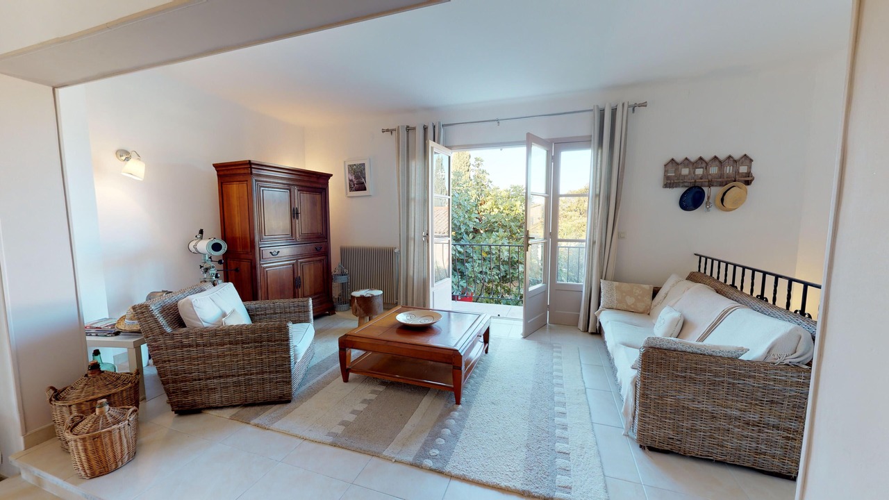Photo of Livingroom in Saint-Raphael
