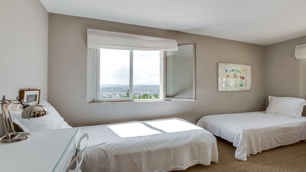 Photo of Bedroom in Mouans-Sartoux