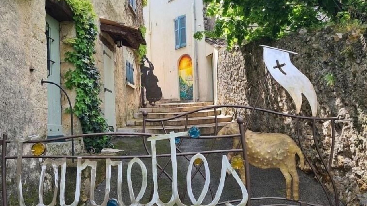 Photo of Outdoor in Tourrettes