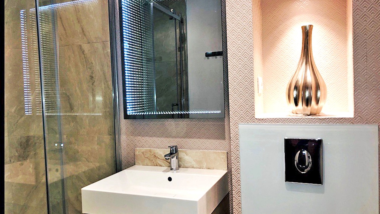 Photo of Bathroom in Cannes City Centre