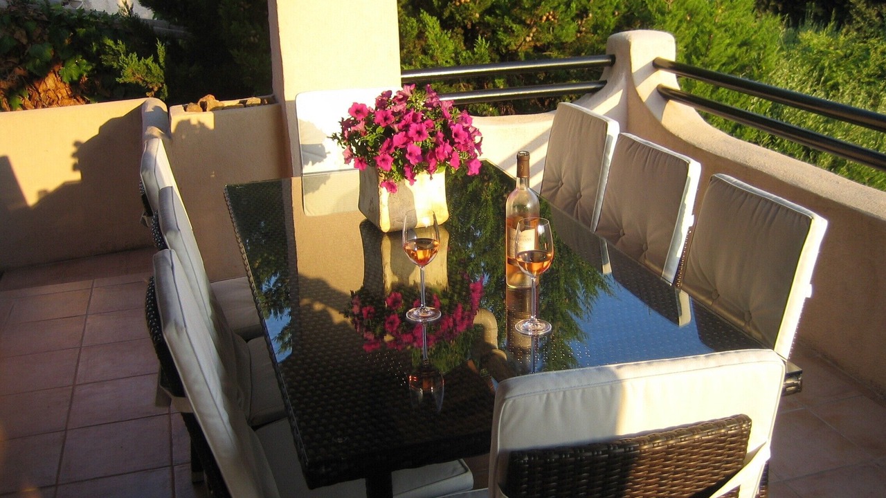 Photo of Patio Balcony in Bagnols-en-Foret