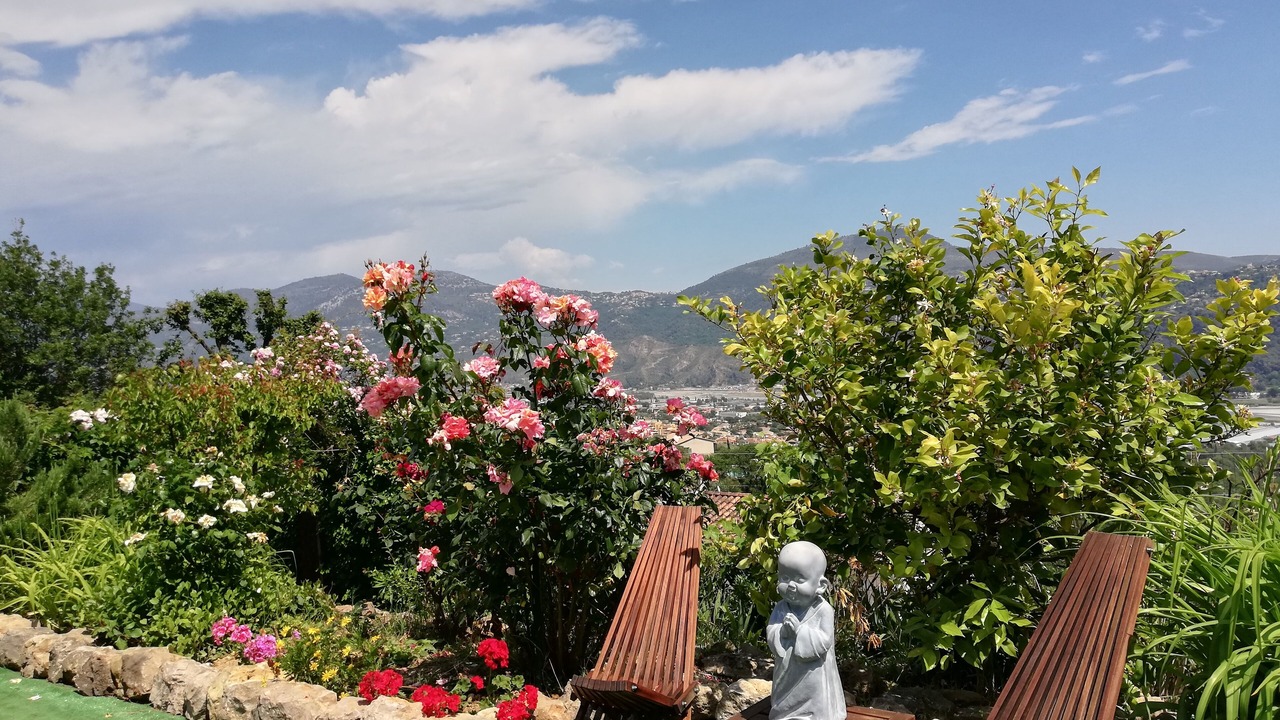 Photo of Outdoor in Gattieres