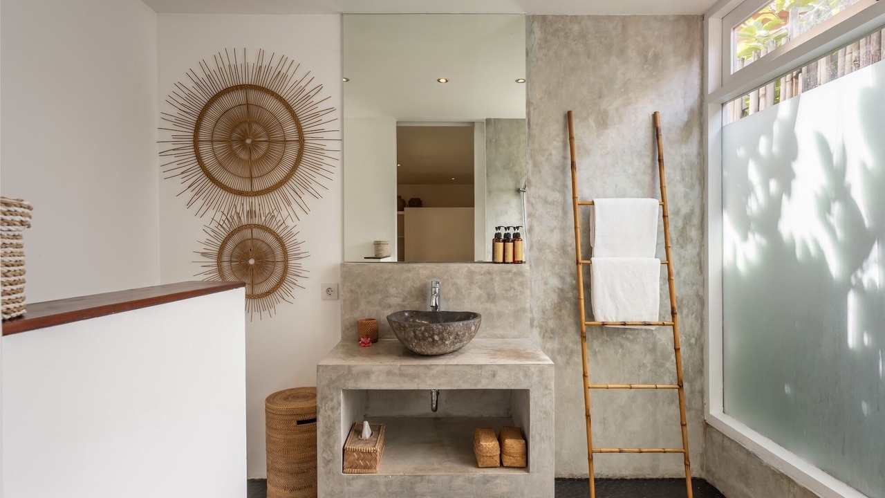 Photo of Bathroom in Petitenget