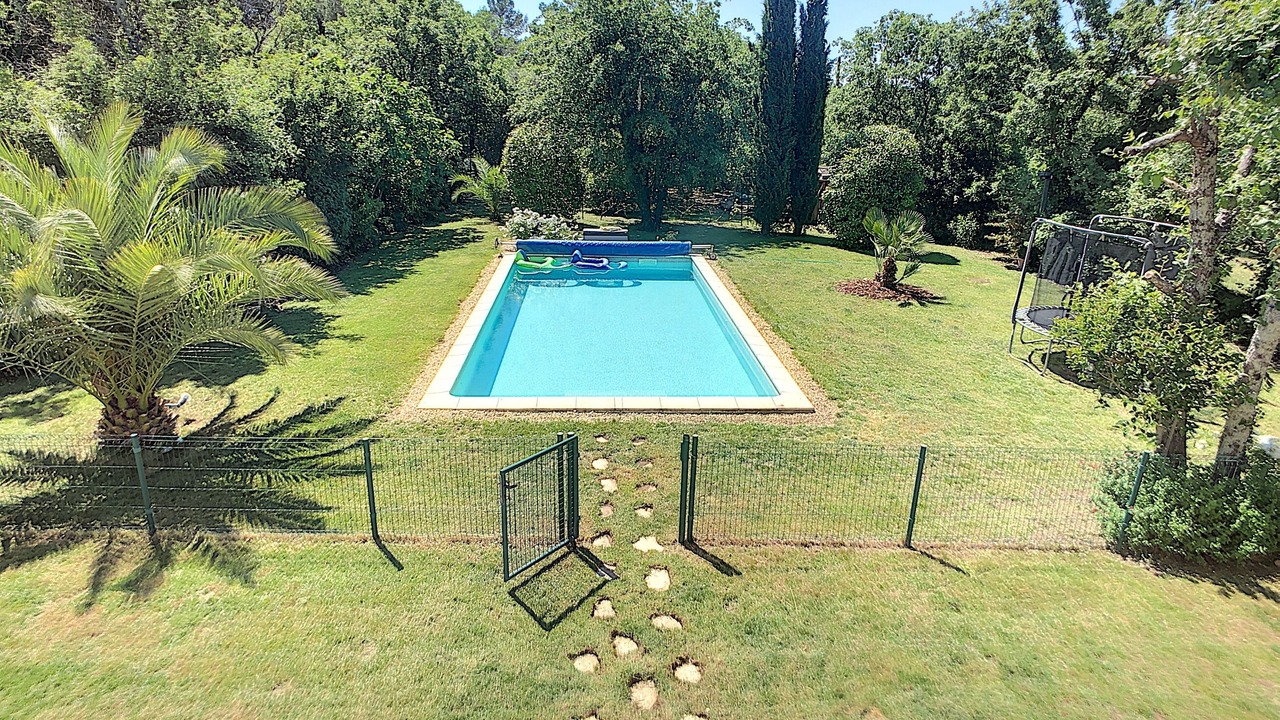 Photo of Outdoor in Saint-Paul-en-Foret