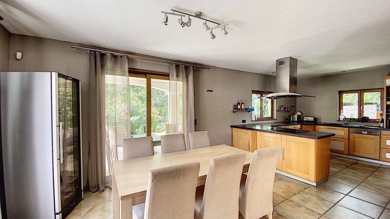 Photo of Kitchen in Saint-Paul-en-Foret