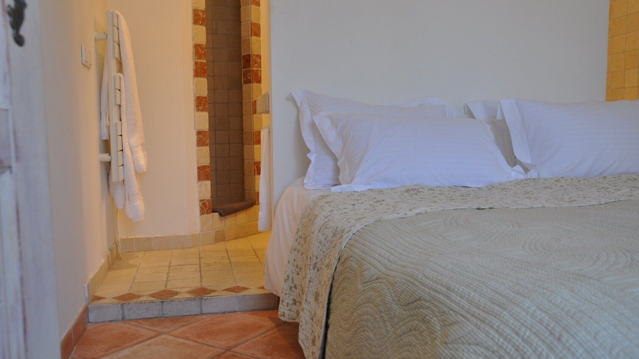 Photo of Bedroom in Saint-Tropez City Centre