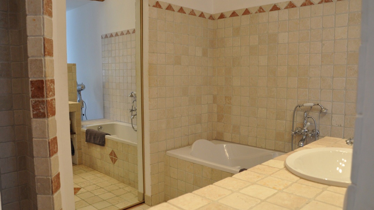 Photo of Bathroom in Saint-Tropez City Centre