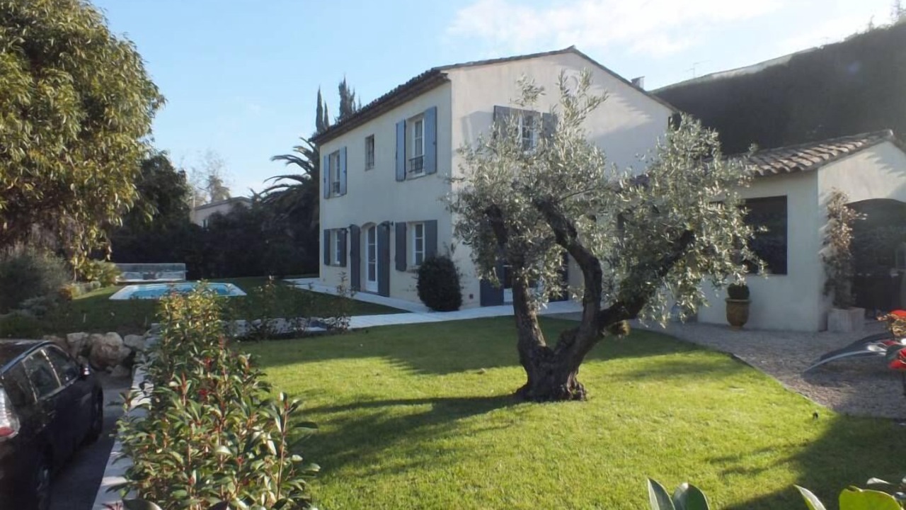 Photo of Outdoor in Biot