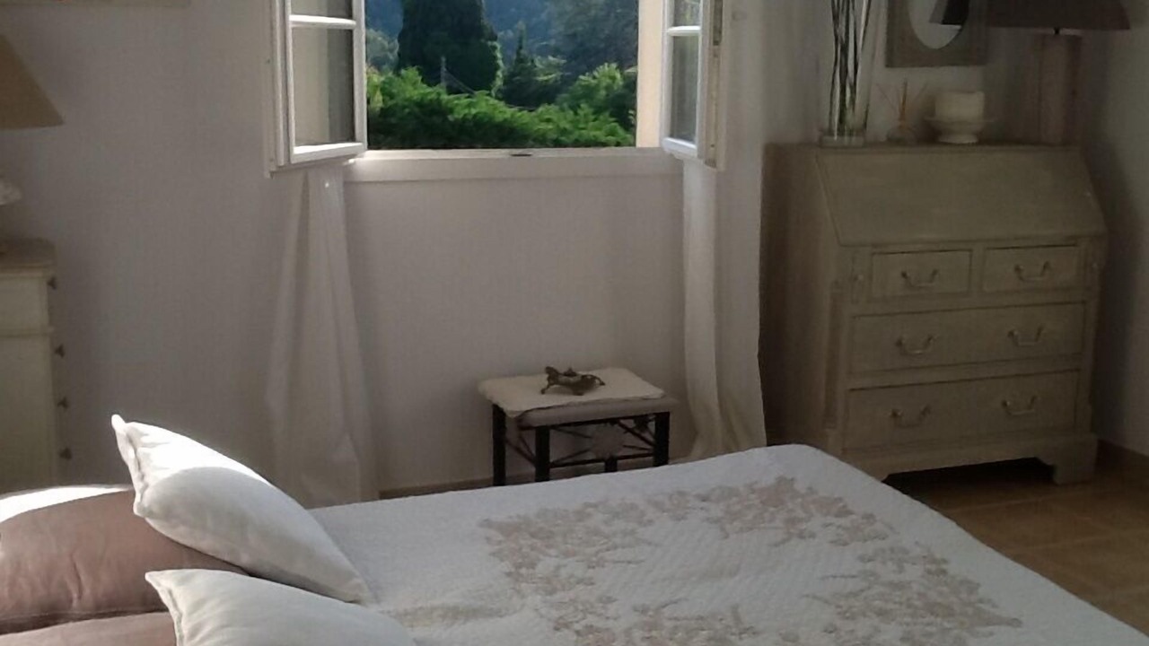 Photo of Bedroom in Biot