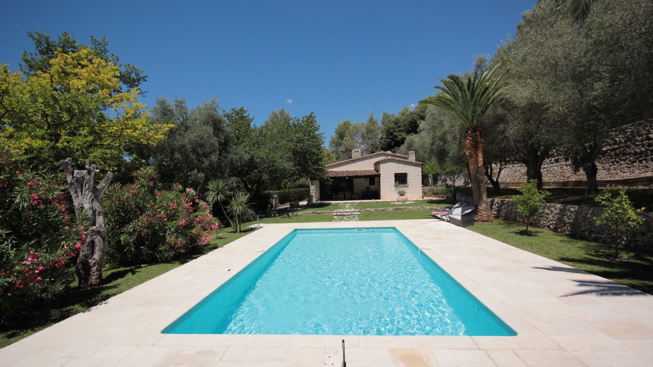 Photo of Outdoor in Les Maillans