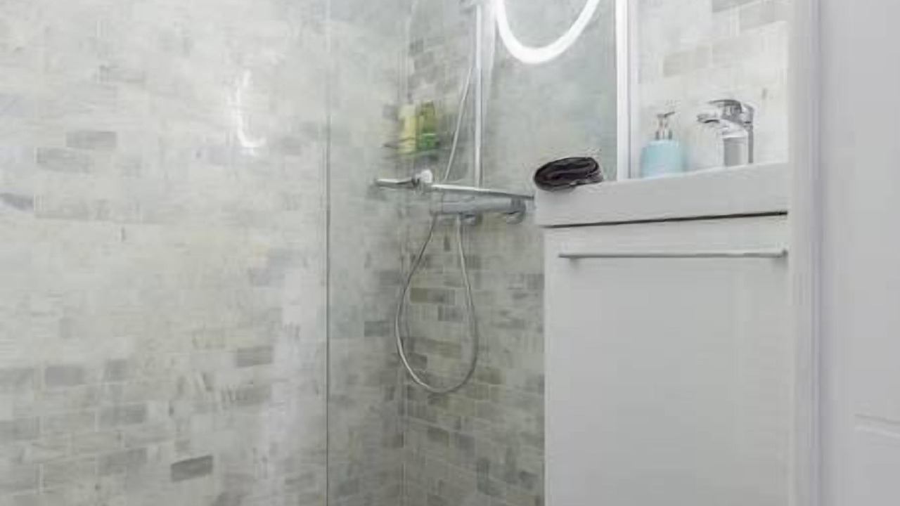Photo of Bathroom in Cannes City Centre