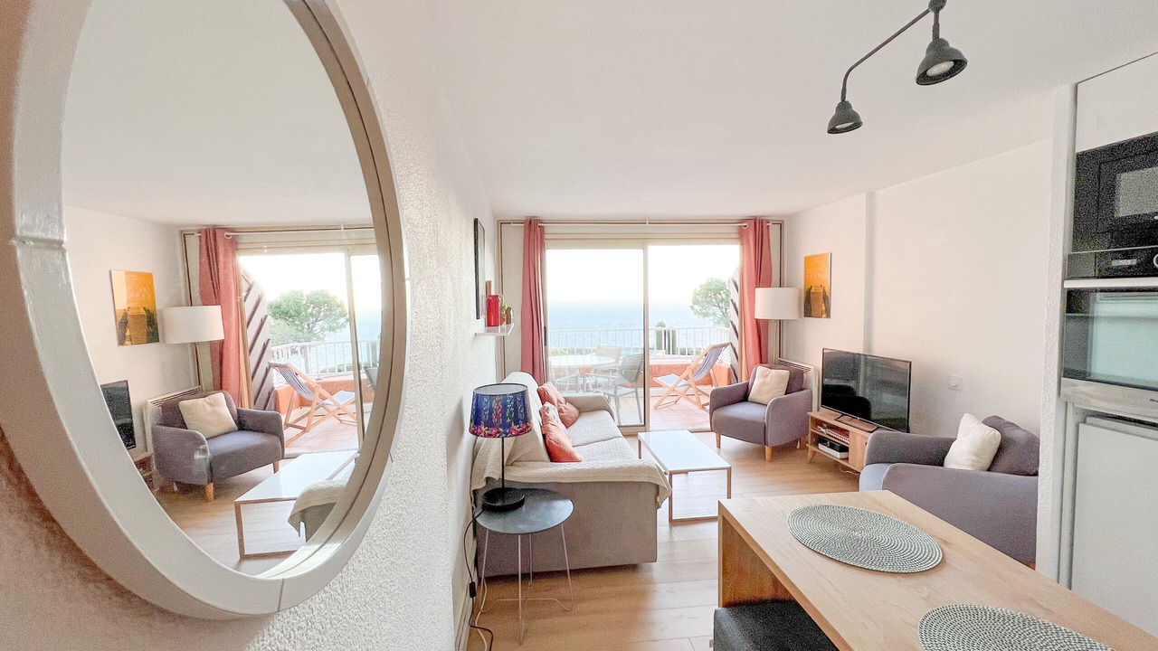 Photo of Livingroom in Theoule-Superieur