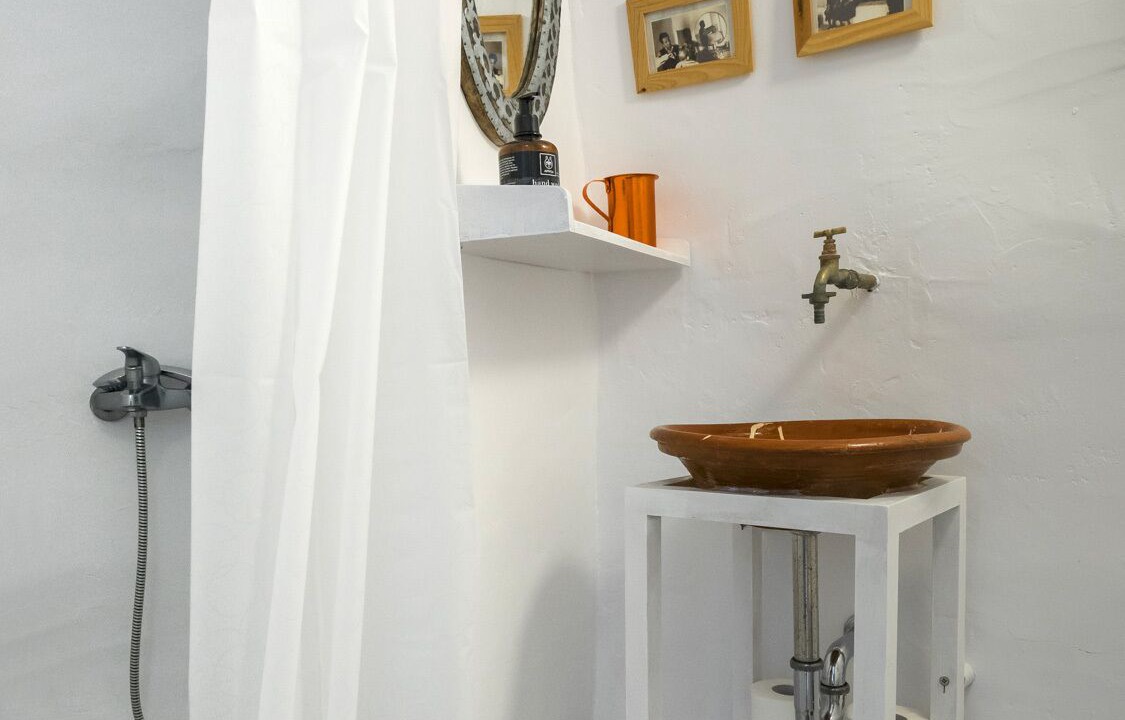 Photo of Bathroom in Emporio