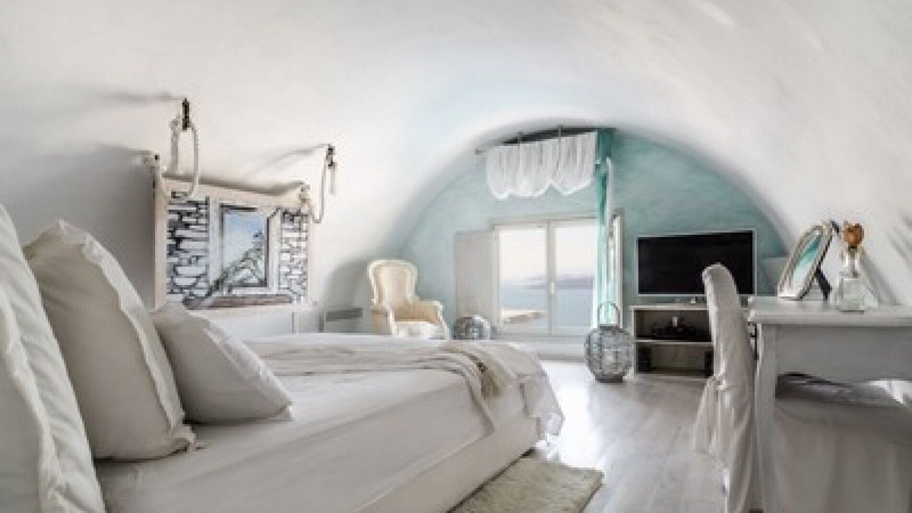 Photo of Bedroom in Akrotiri