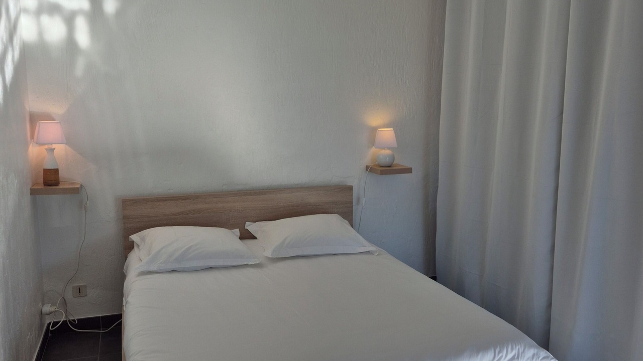 Photo of Bedroom in Saint-Martin-du-Var