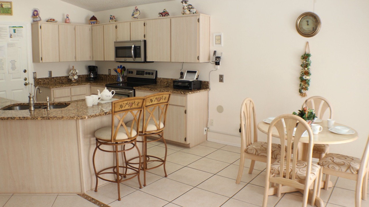 Photo of Others in Windward Cay