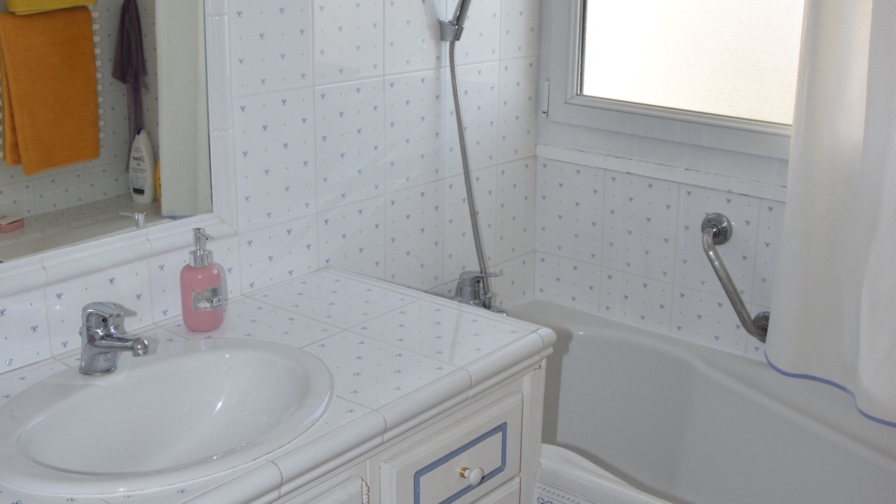 Photo of Bathroom in Frejus Plage
