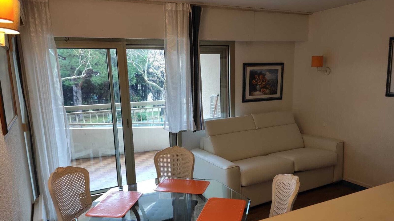 Photo of Livingroom in Sainte-Maxime City Centre