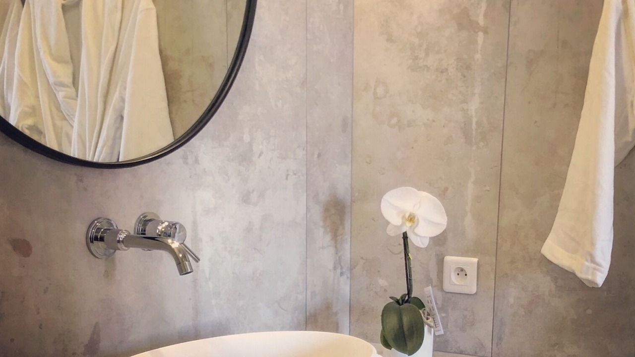 Photo of Bathroom in Old Town