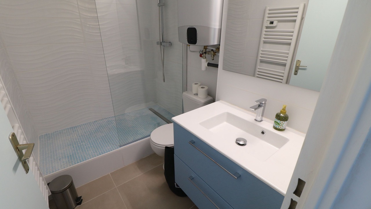 Photo of Bathroom in Cannes La Bocca