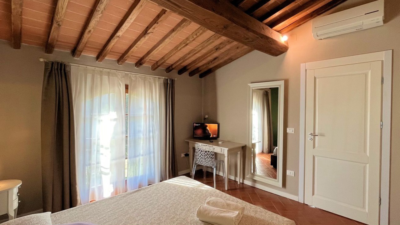 Photo of Bedroom in Lajatico