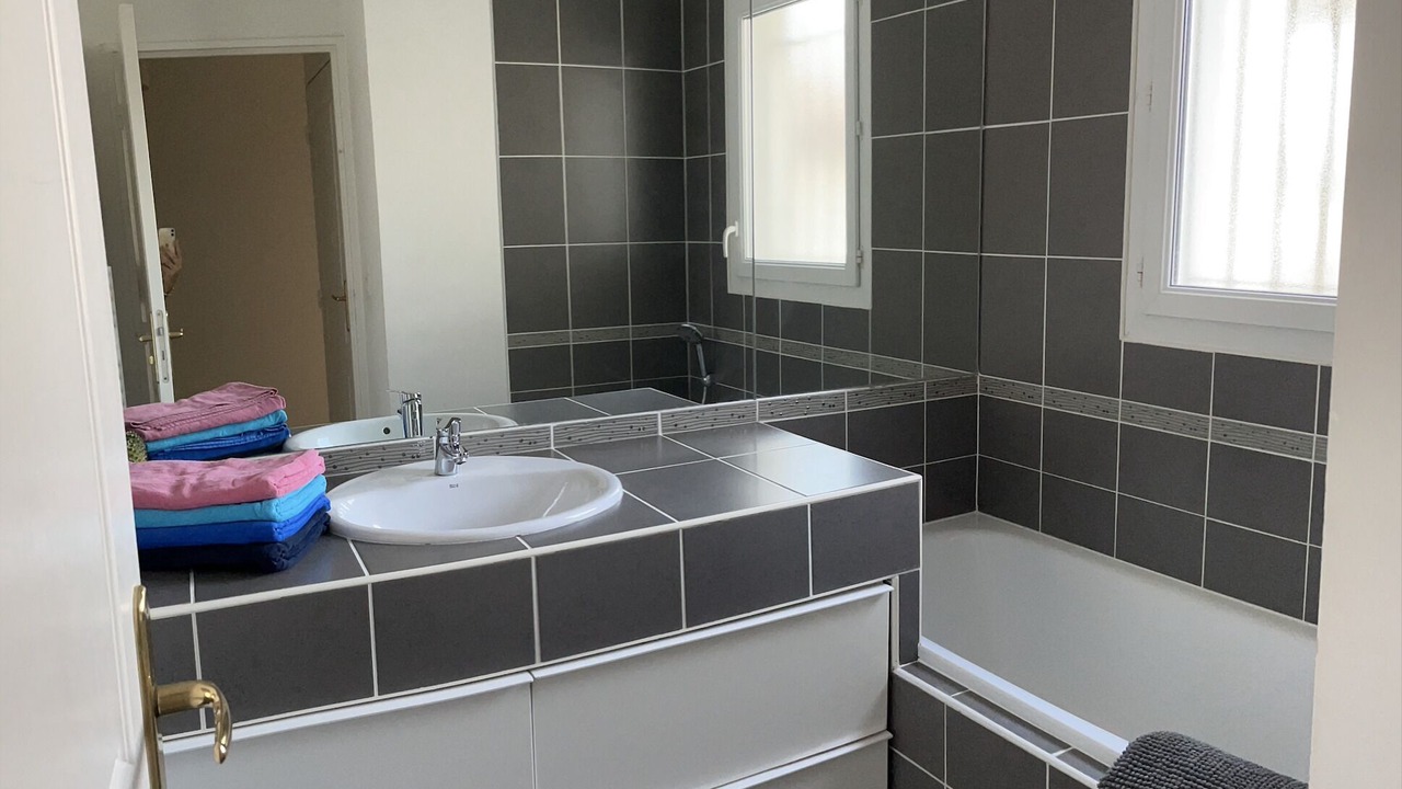 Photo of Bathroom in Bagnols-en-Foret
