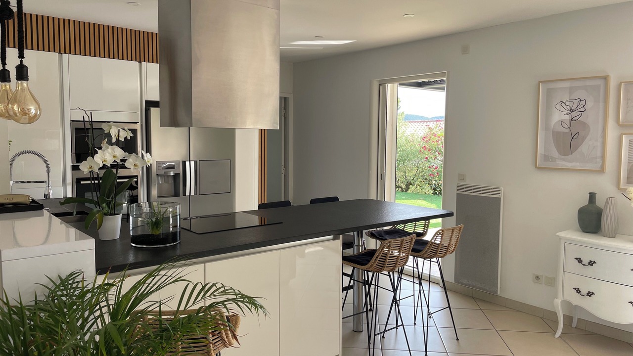 Photo of Kitchen in Bagnols-en-Foret