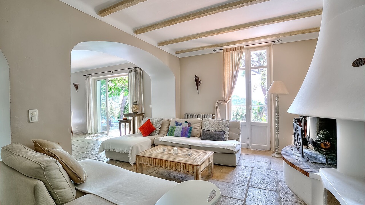 Photo of Livingroom in La Roquette-sur-Siagne