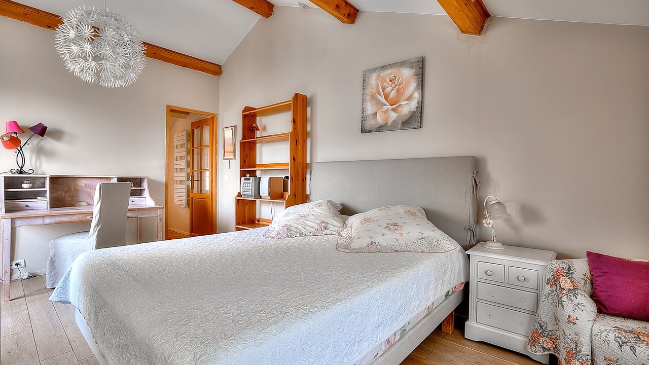 Photo of Bedroom in La Roquette-sur-Siagne