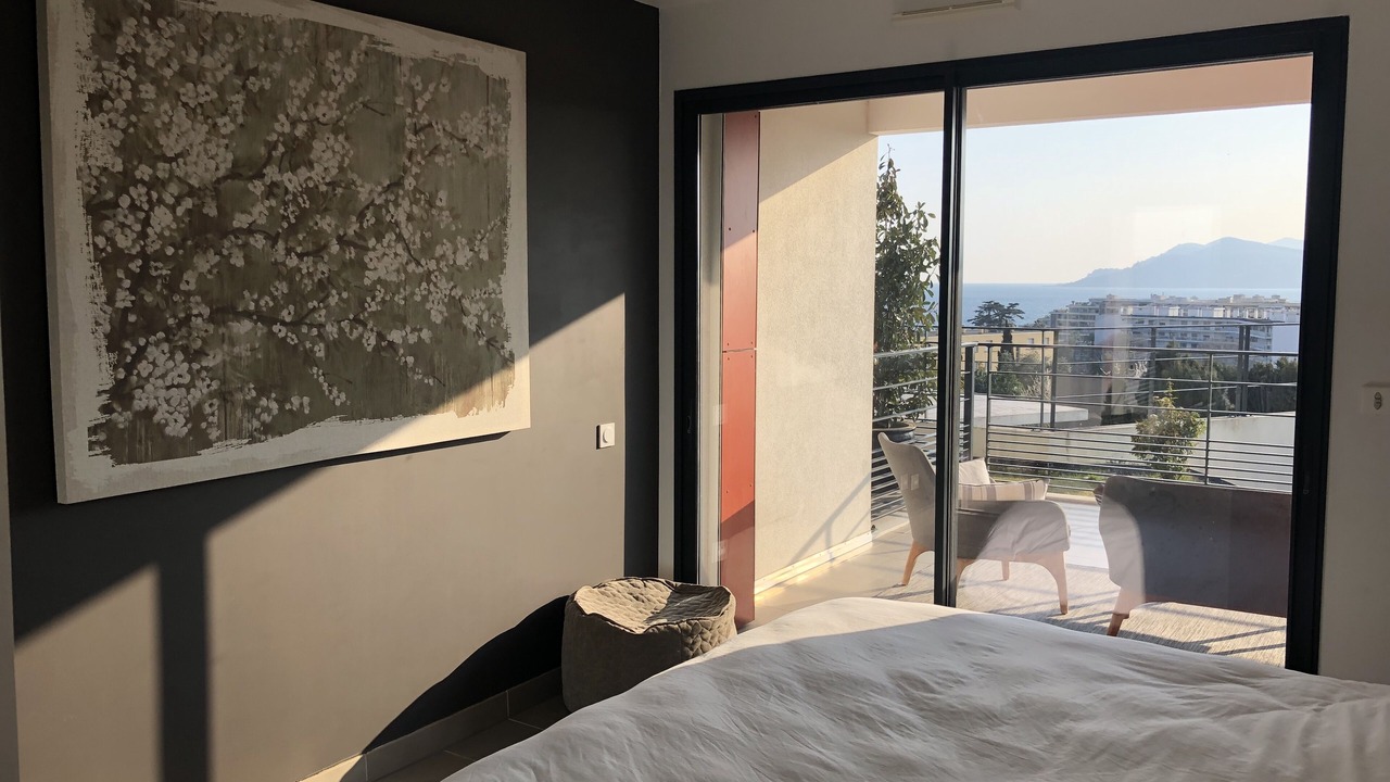 Photo of Bedroom in Cannes La Bocca