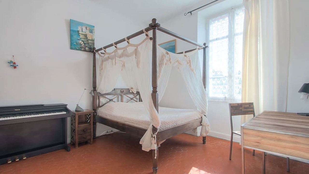 Photo of Bedroom in Riou - Petit Juas - Av de Grasse