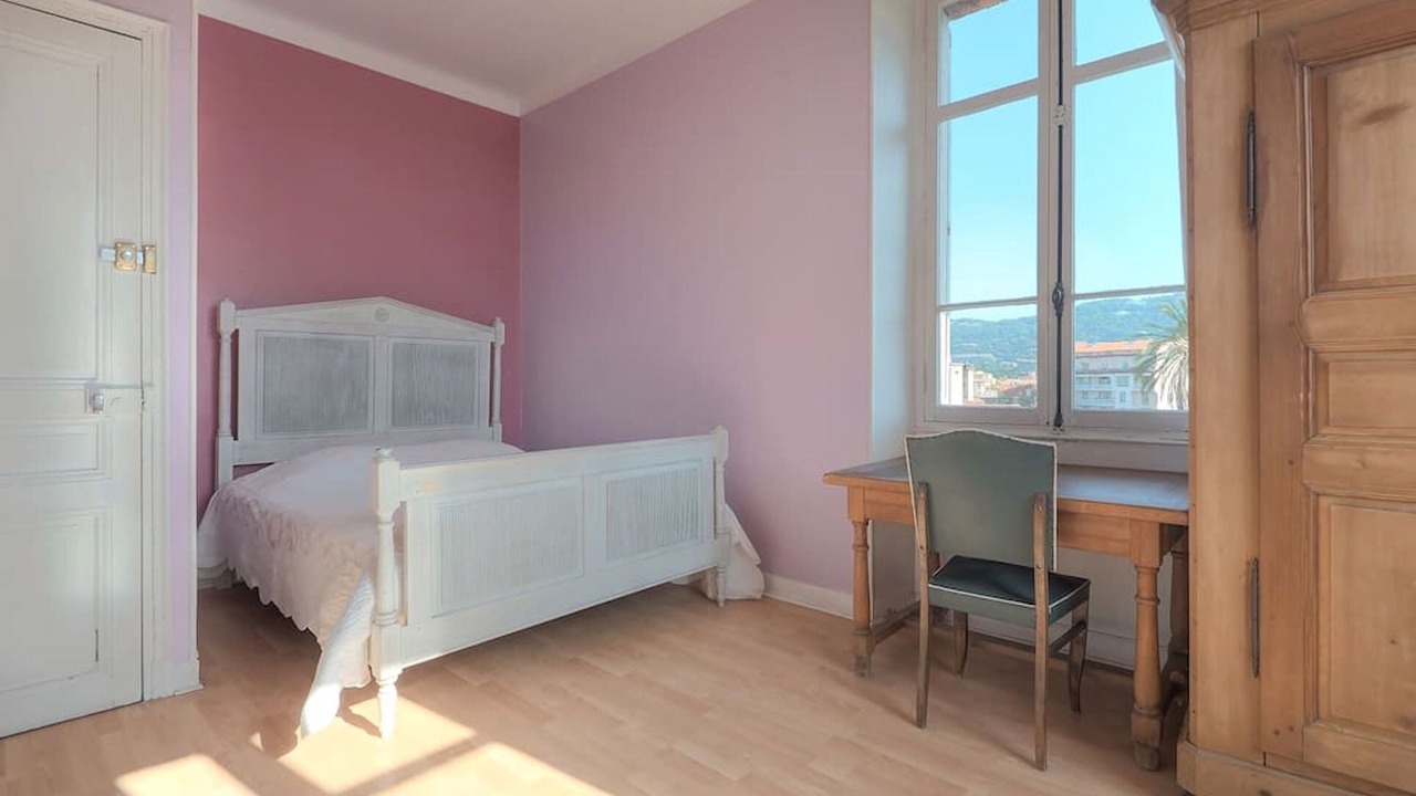 Photo of Bedroom in Riou - Petit Juas - Av de Grasse