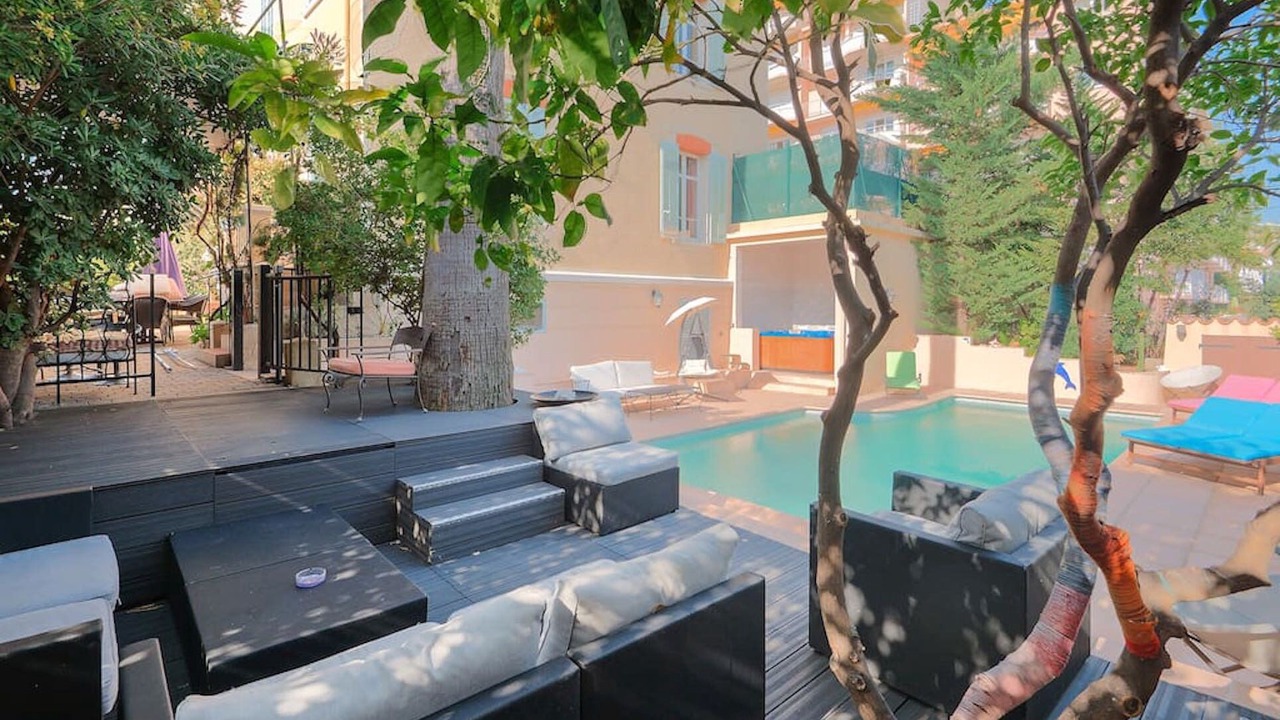 Photo of Outdoor in Riou - Petit Juas - Av de Grasse