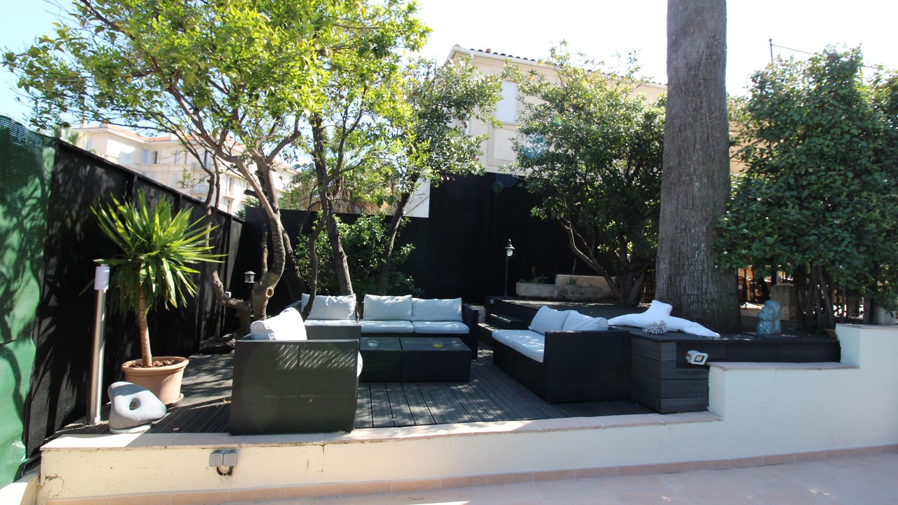Photo of Patio Balcony in Riou - Petit Juas - Av de Grasse