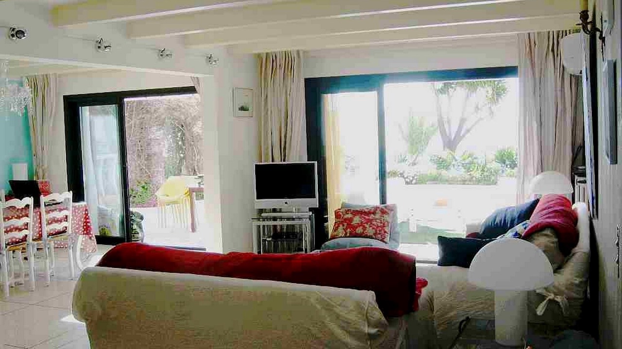 Photo of Livingroom in Antheor