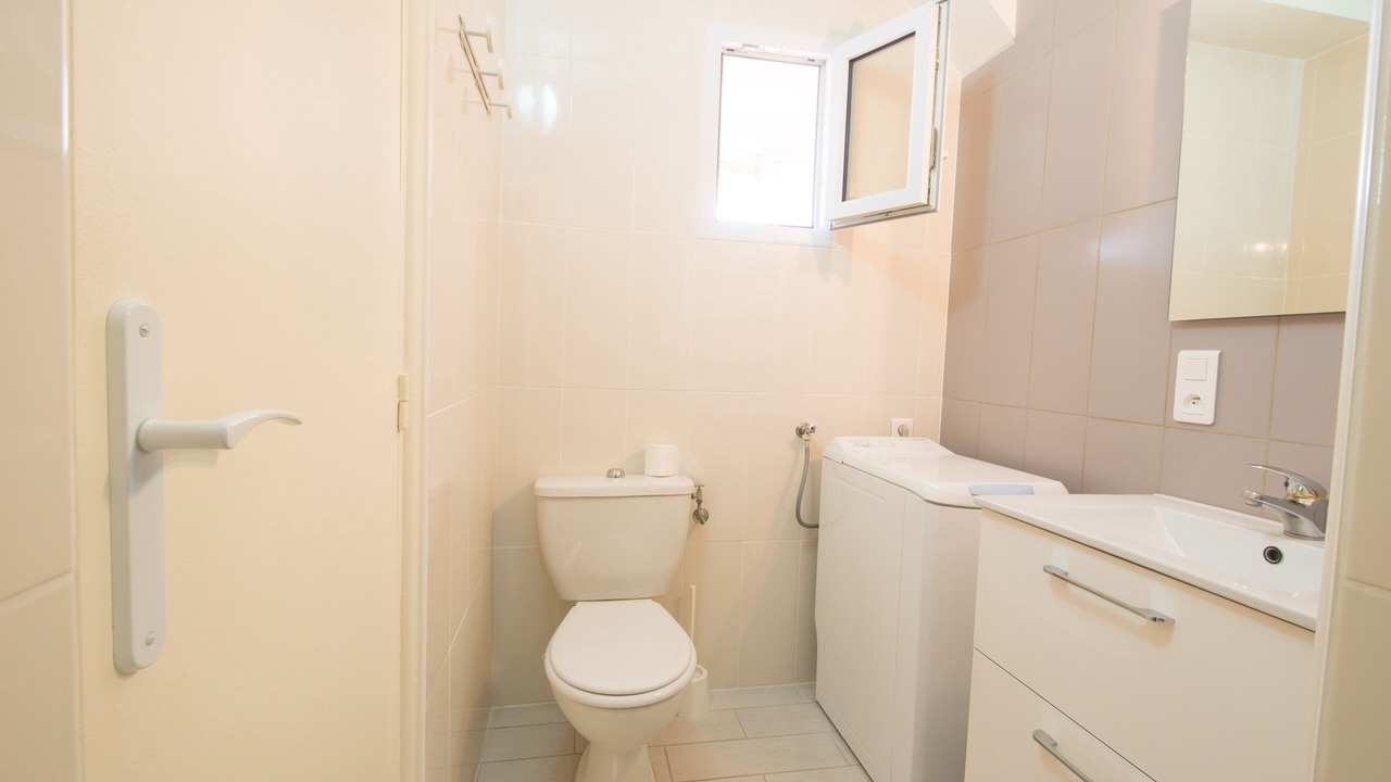 Photo of Bathroom in Plaine de la Brague